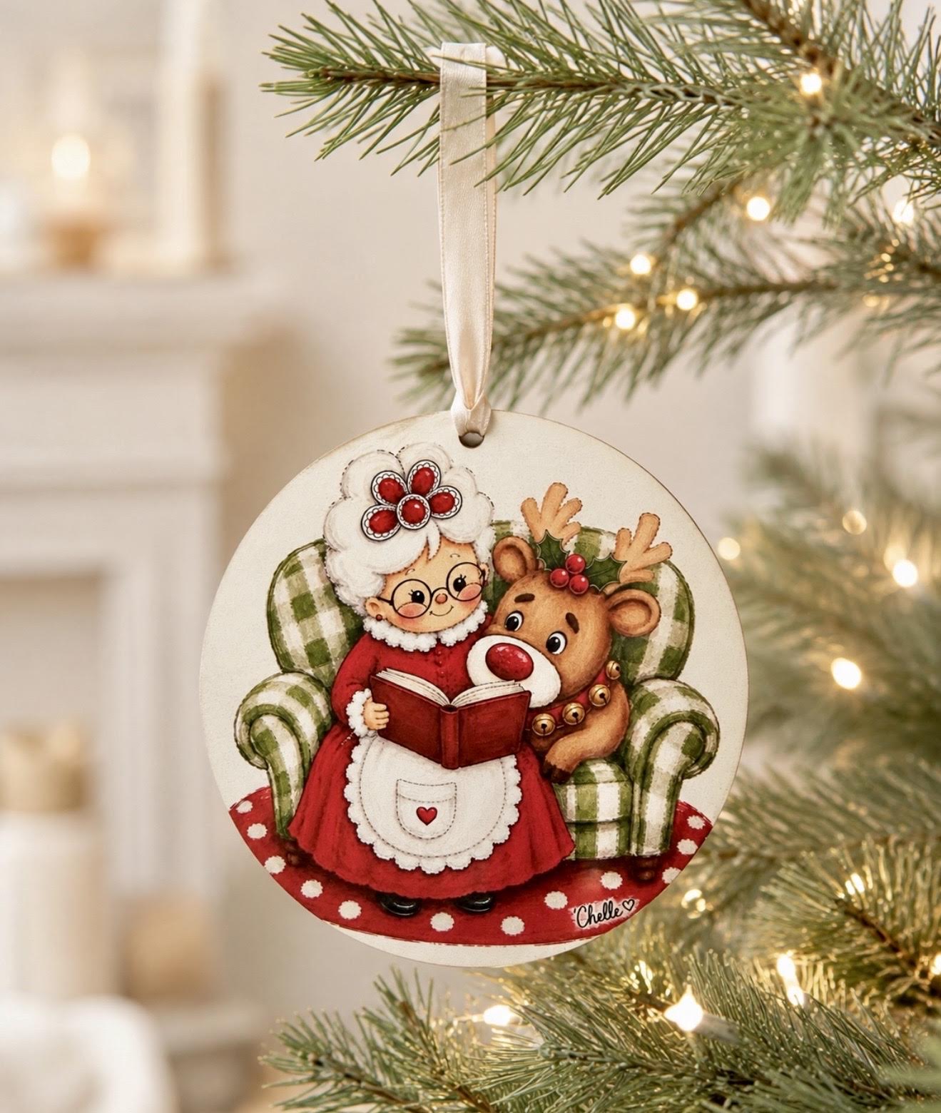 Christmas Ornament: Mrs. Claus & Hollis Reading