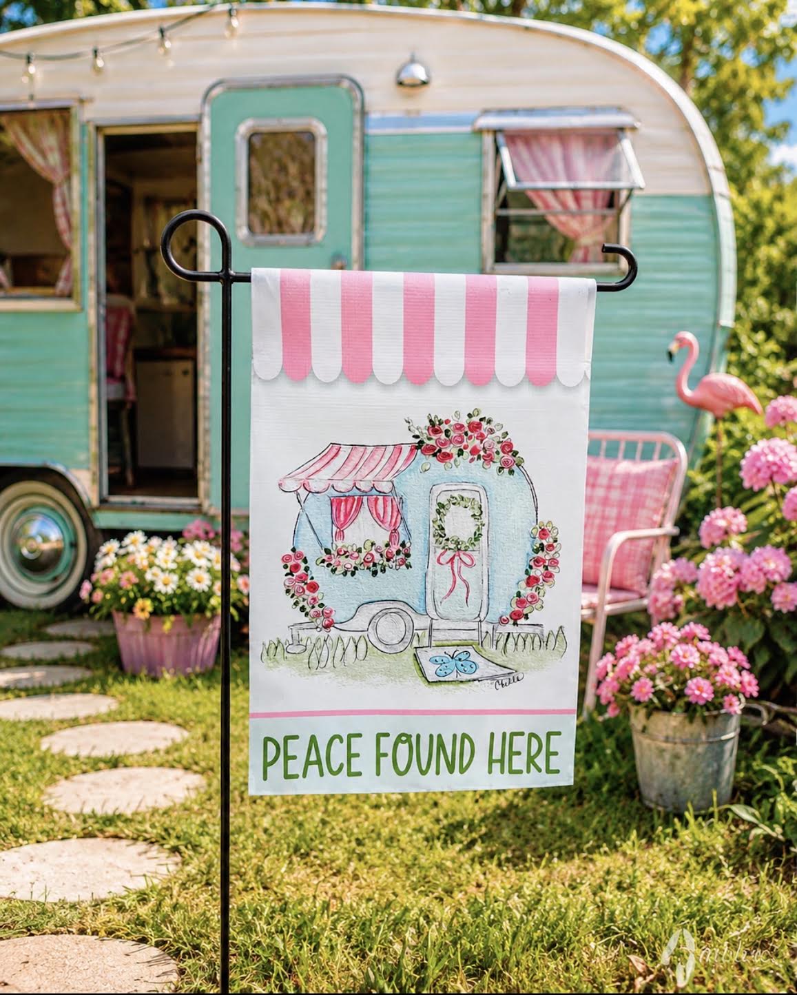 Garden Flag: Peace found Here, Camper