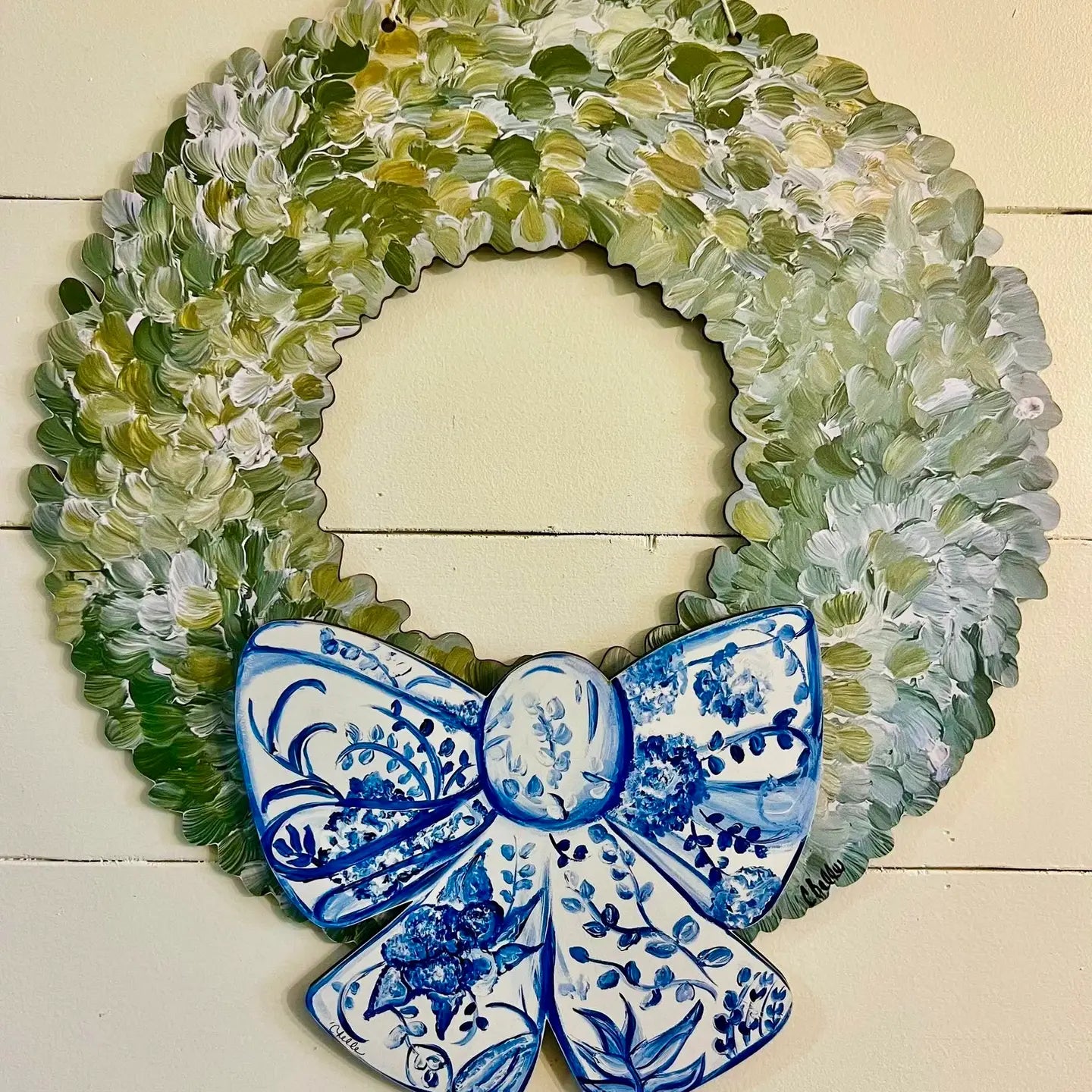 Interchangeable Boxwood Attachments: Blue Chinoiserie Bow