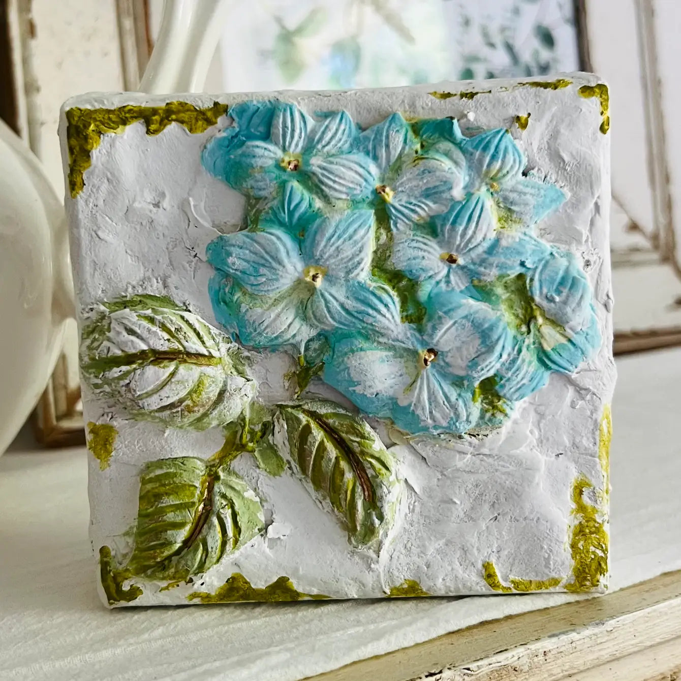 Canvas Clays 4 X 4: Blue Hydrangeas