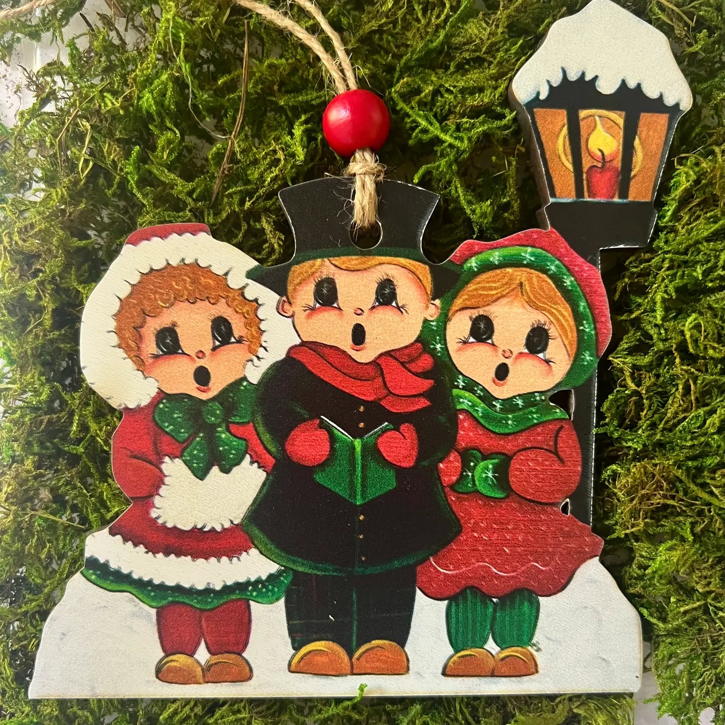 Christmas Ornament: Vintage Carolers