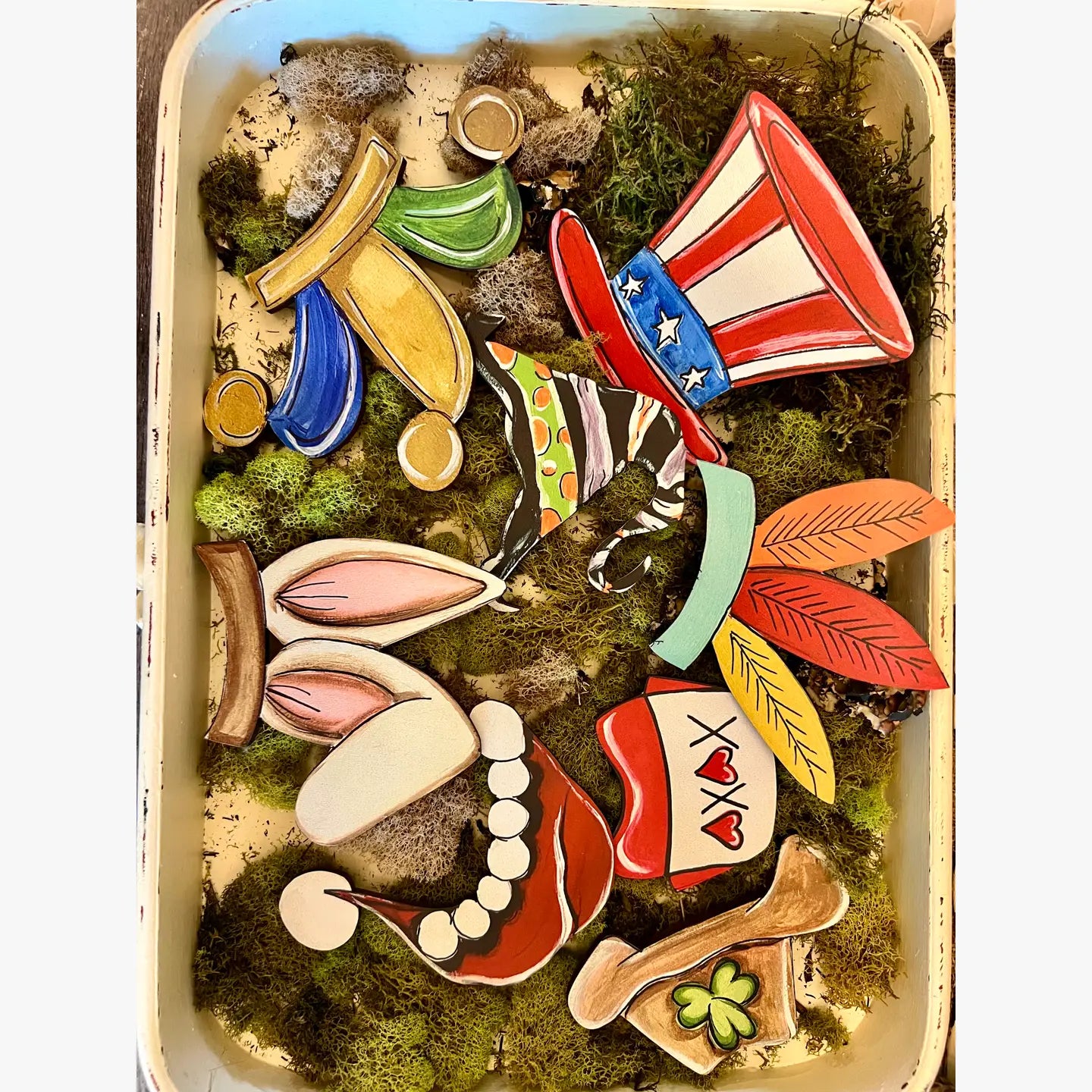 Crusty the Crab: The Blue Crab that changes hats all year